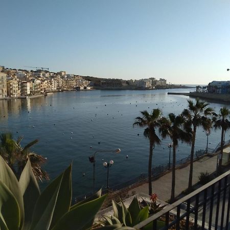 מלון מרססקלה Seafront Akwador מראה חיצוני תמונה