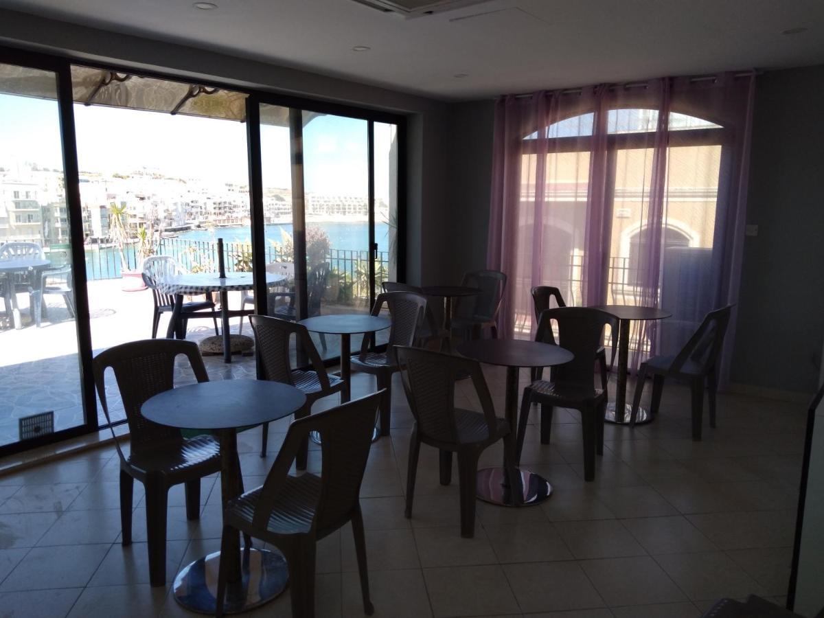 מלון מרססקלה Seafront Akwador מראה חיצוני תמונה